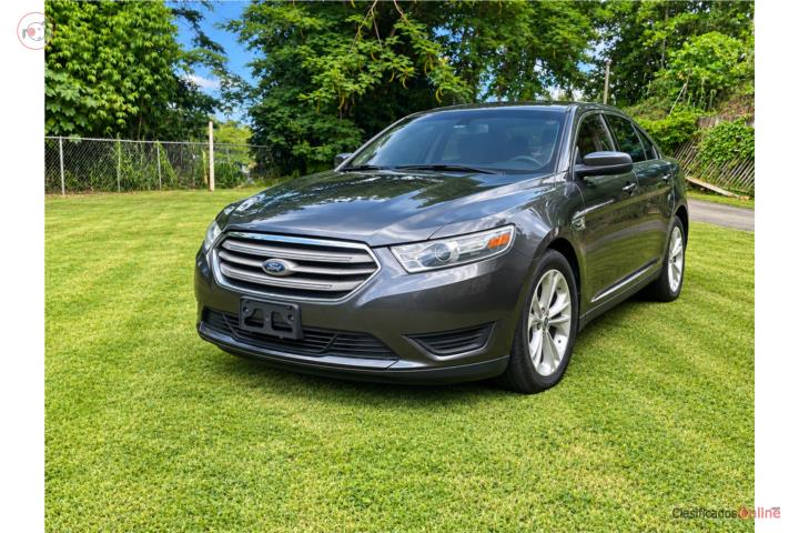 Ford Taurus SE 2018