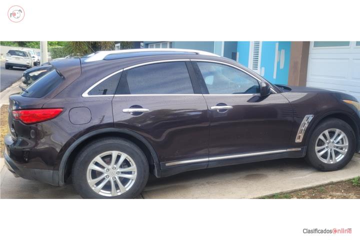 INFINITI FX35 2011