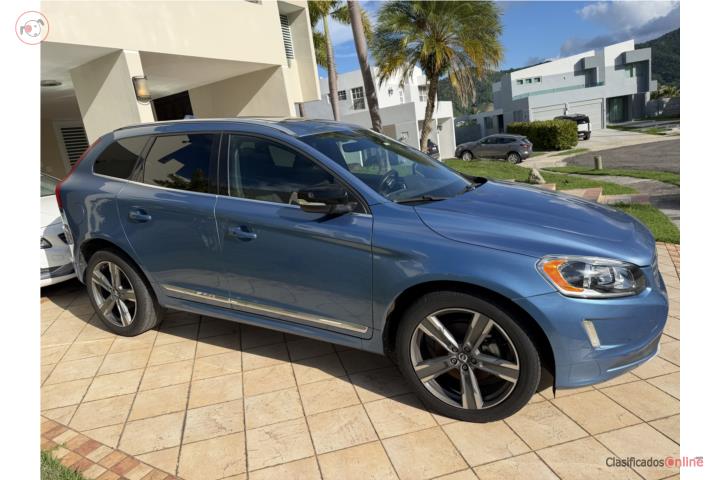 Volvo XC60 2017 Azul 4pts $15,000