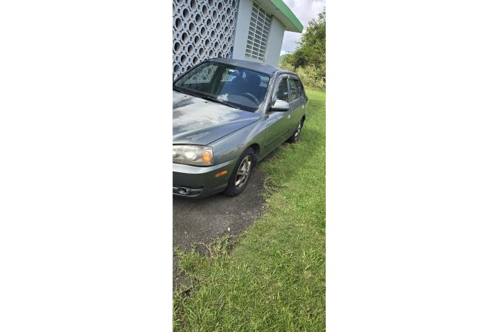 Hyundai Elantra del 2004