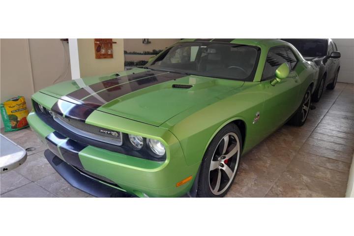 2011 Dodge Challenger SRT8