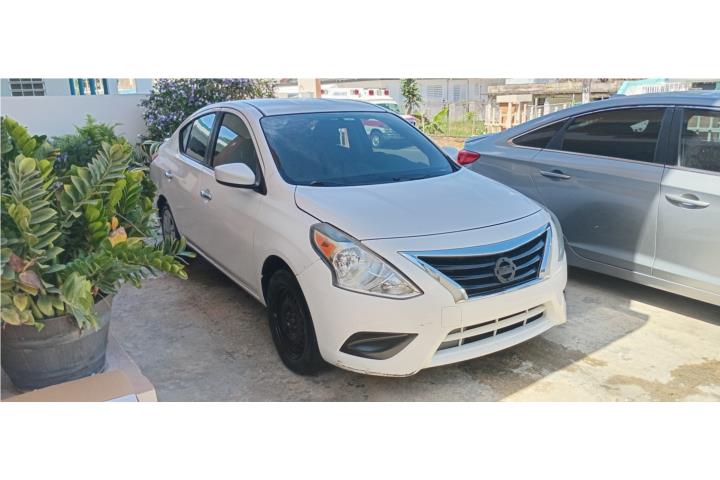 Nissan Versa del 2017