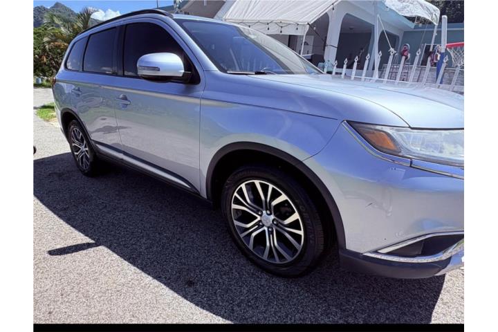 Mitsubishi Outlander del 2016