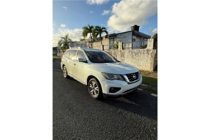 Nissan Pathfinder del 2017