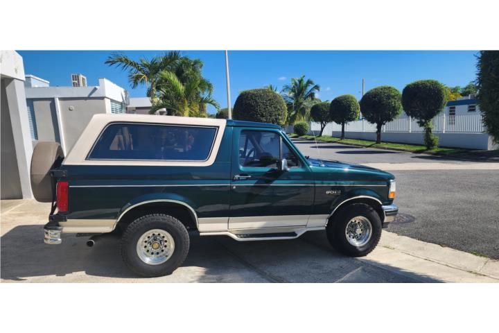 Ford Bronco Eddie Bauer del 1992