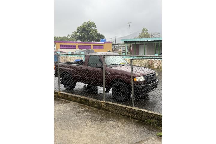 Mazda B2300 del 2003