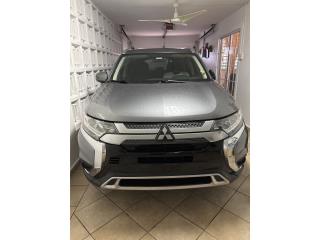 Mitsubishi Puerto Rico Guagua outlander 2018 poco millaje casi nueva