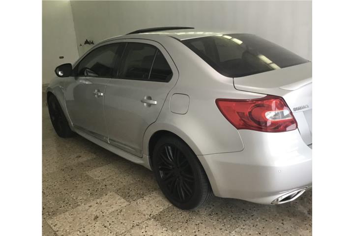 Suzuki Kizashi del 2012