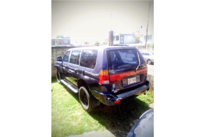 Mitsubishi Nativa del 2000