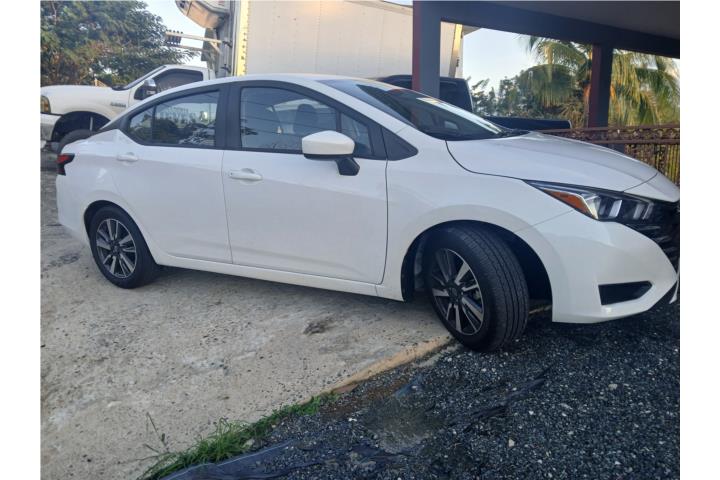 Nissan Versa del 2024