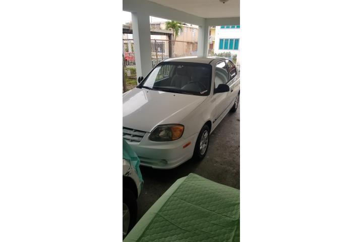 Hyundai Brio del 2005