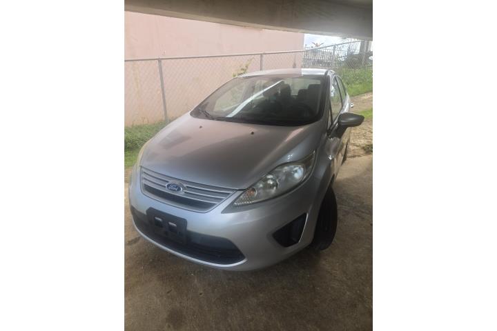 Ford Fiesta 2013 Automática Millas Isabela