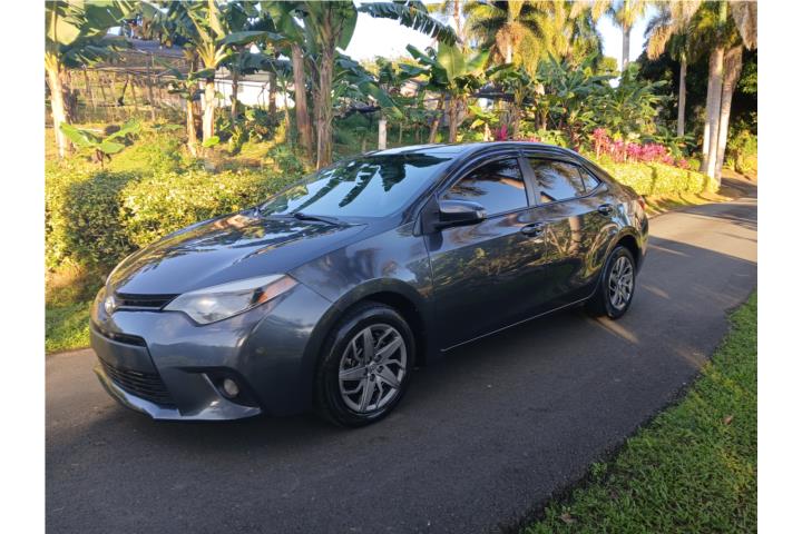 Toyota corolla 2014 con 78917 millas