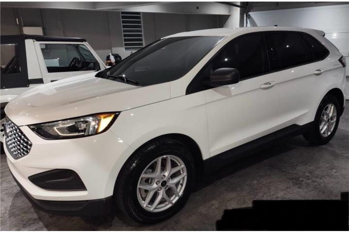 Ford Edge AWD 2023 con Garantía - Millaje 19k