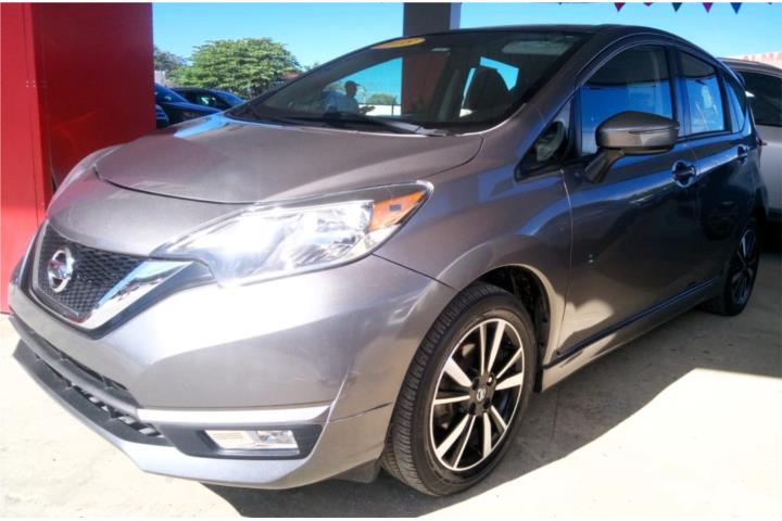 2018 Nissan Versa Note SR - Solo 37k Millas