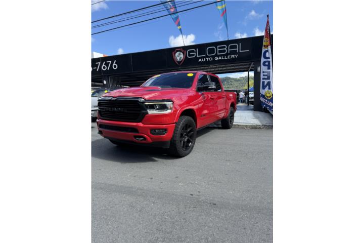 RAM 1500 2022 Roja HEMI 5.7L