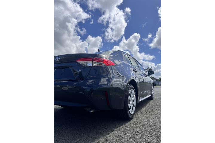 Corolla LE 2024 10600 millas