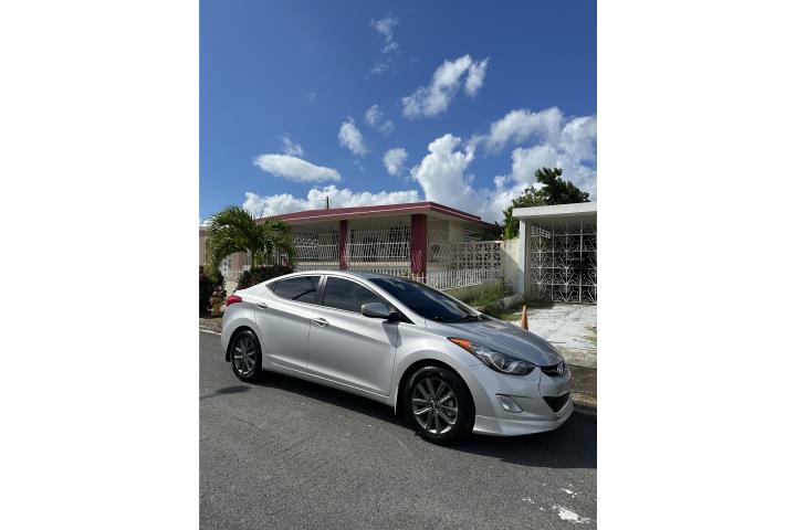 Hyundai Elantra 2013
