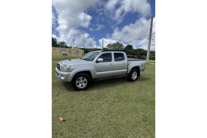 Toyota Tacoma 2011