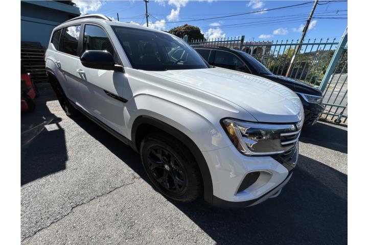 Volkswagen Atlas 2024 Peak Edition SE