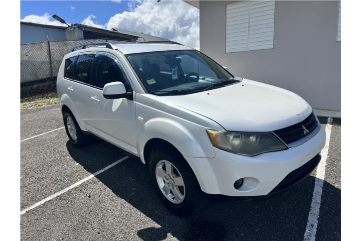 Mitsubishi outlander muy buenas condiciones