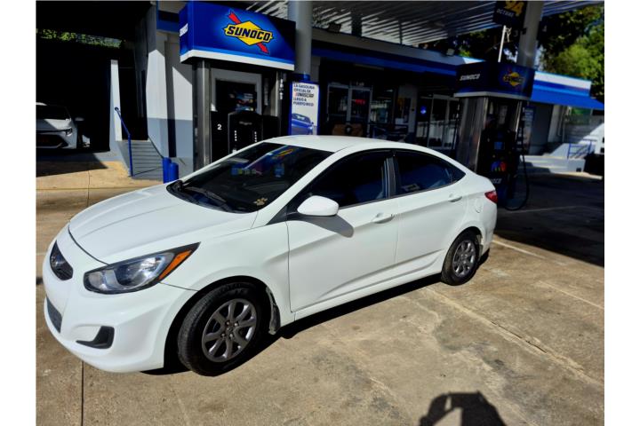2012 Hyundai Accent