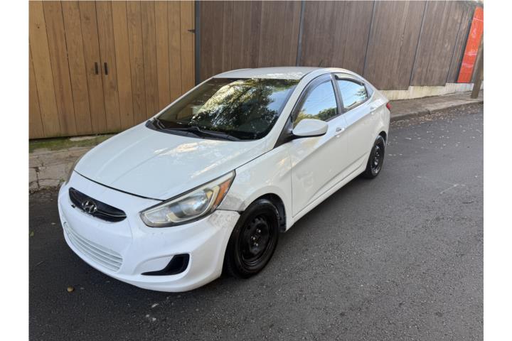Hyundai Accent 2017 Automático – 60,204 milla