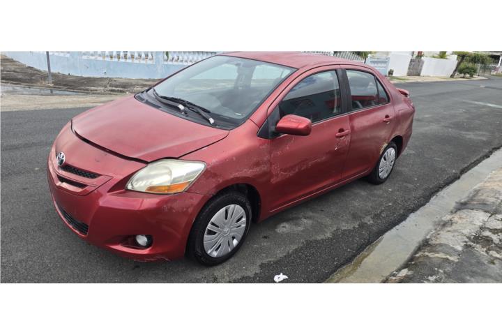 Toyota yaris S 2009