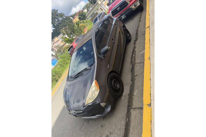 Toyota Prius Hybrid 2012