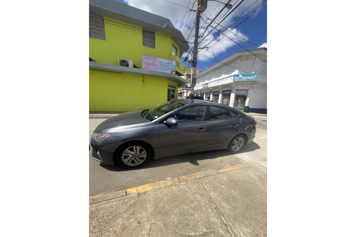 Hyundai Elantra 2020