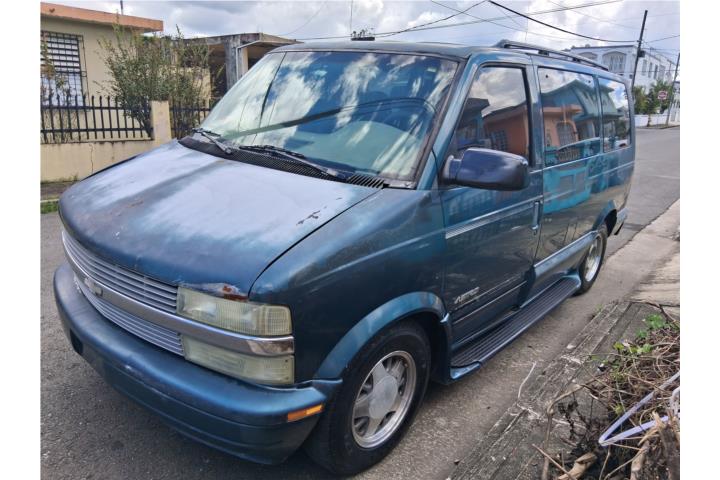 Chevrolet Astro Van 2003