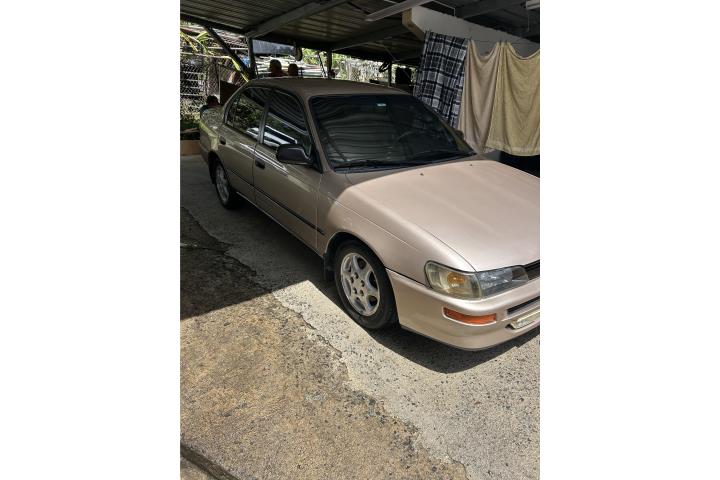 Toyota Corolla 1994 std 3300 omo