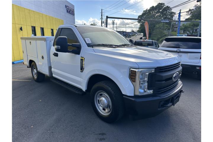 2019 Ford F-250 Camión de Servicio