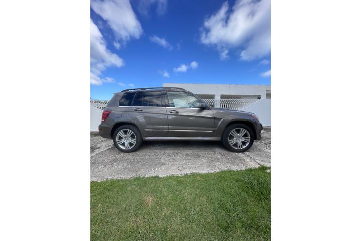 2014 Mercedes Benz GLK350 COMO NUEVA!