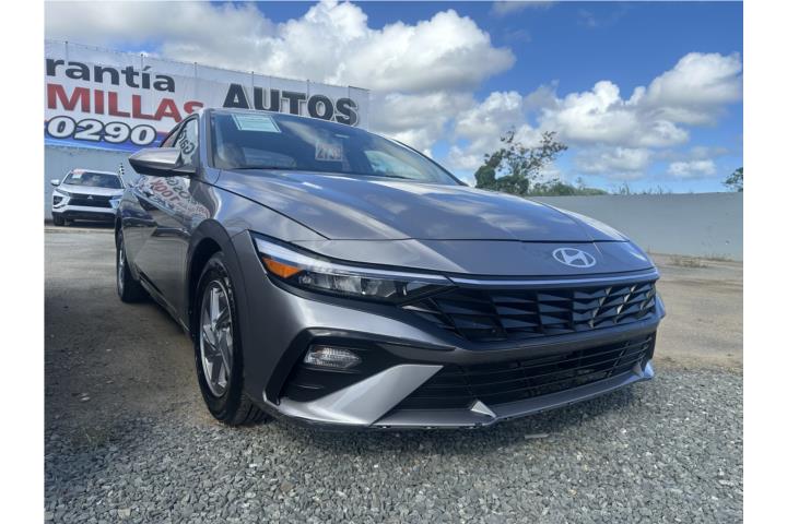 Hyundai Elantra SE 2024