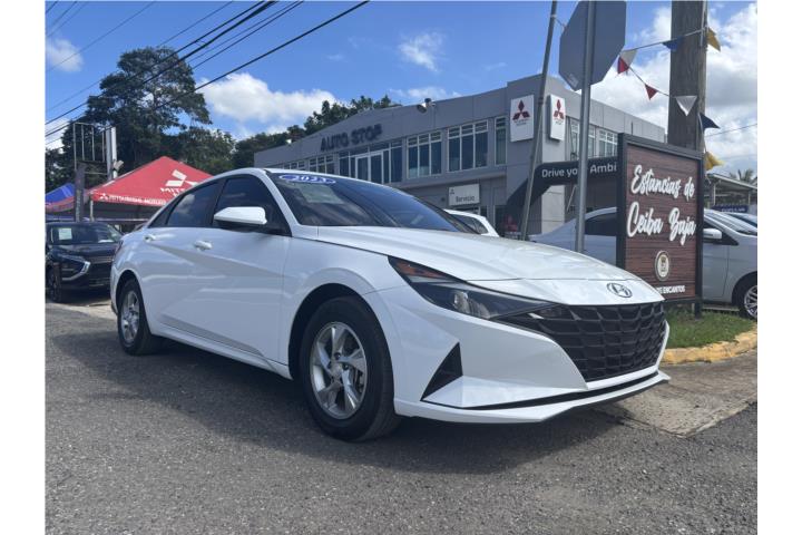 Hyundai Elantra SE 2023