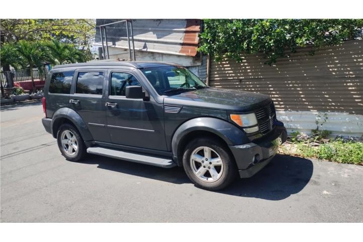 VENDO 2010 DODGE NITRO - $3500