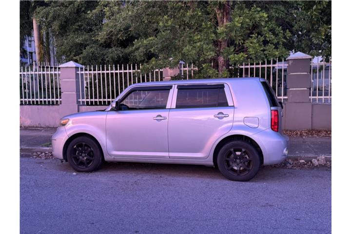 Scion XB 2008