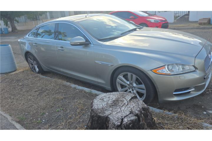 Jaguar 2011 XJL