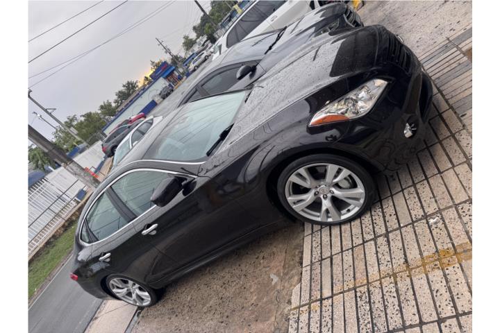 2011 Infiniti M37