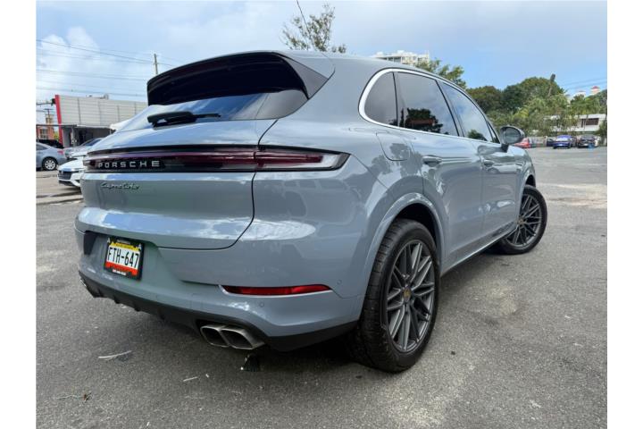 2024 Porsche Cayenne Turbo E-Hybrid
