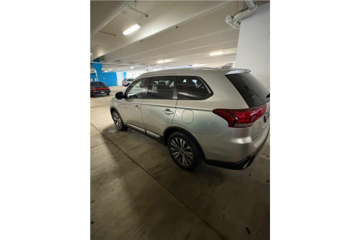 2020 Mitsubishi Outlander