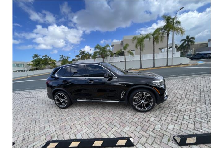 2022 BMW X5 xDrive45e Hybrid Black