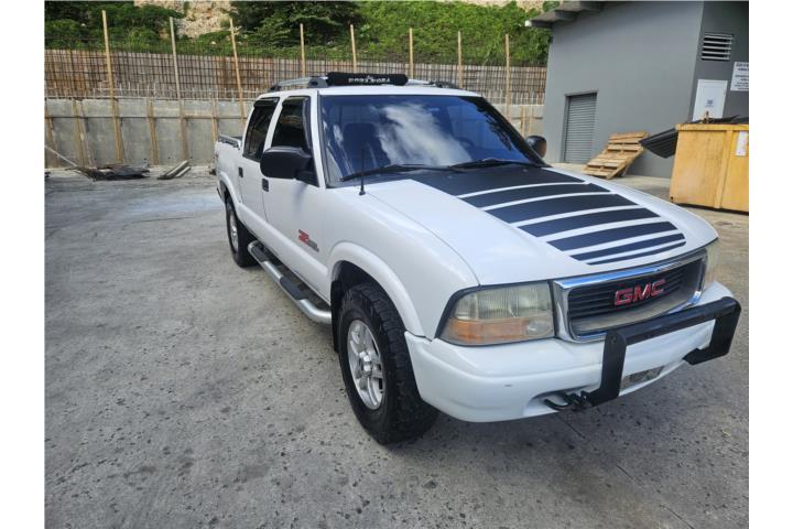 2004 GMC Sonoma ZR5