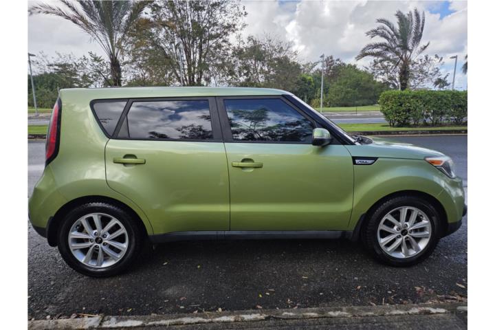 KIA SOUL 2018 - ¡COMO NUEVA! (Solo 40k Millas