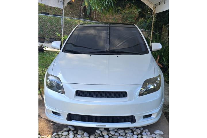 Toyota en muy buenas condiciones