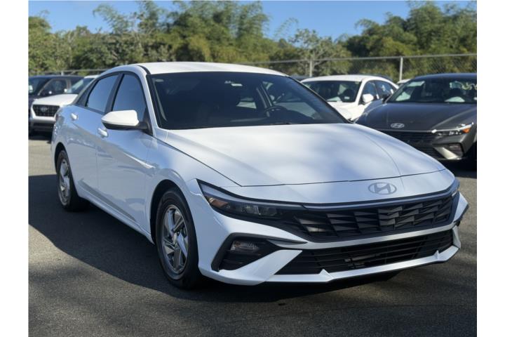 Hyundai Elantra SE 2024