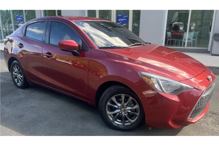 Toyota Yaris Sedán 2020
