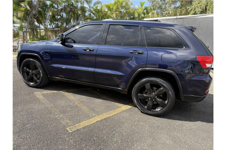 Grand Cherokee Overland 2013 un solo dueño