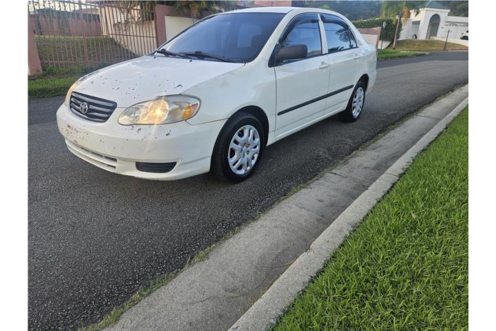 Toyota corolla 2004 3,700